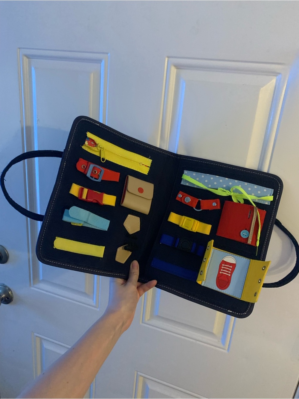 Busy Board Toys for Toddlers Sensory Toys Learning Dress Skill fabric purse